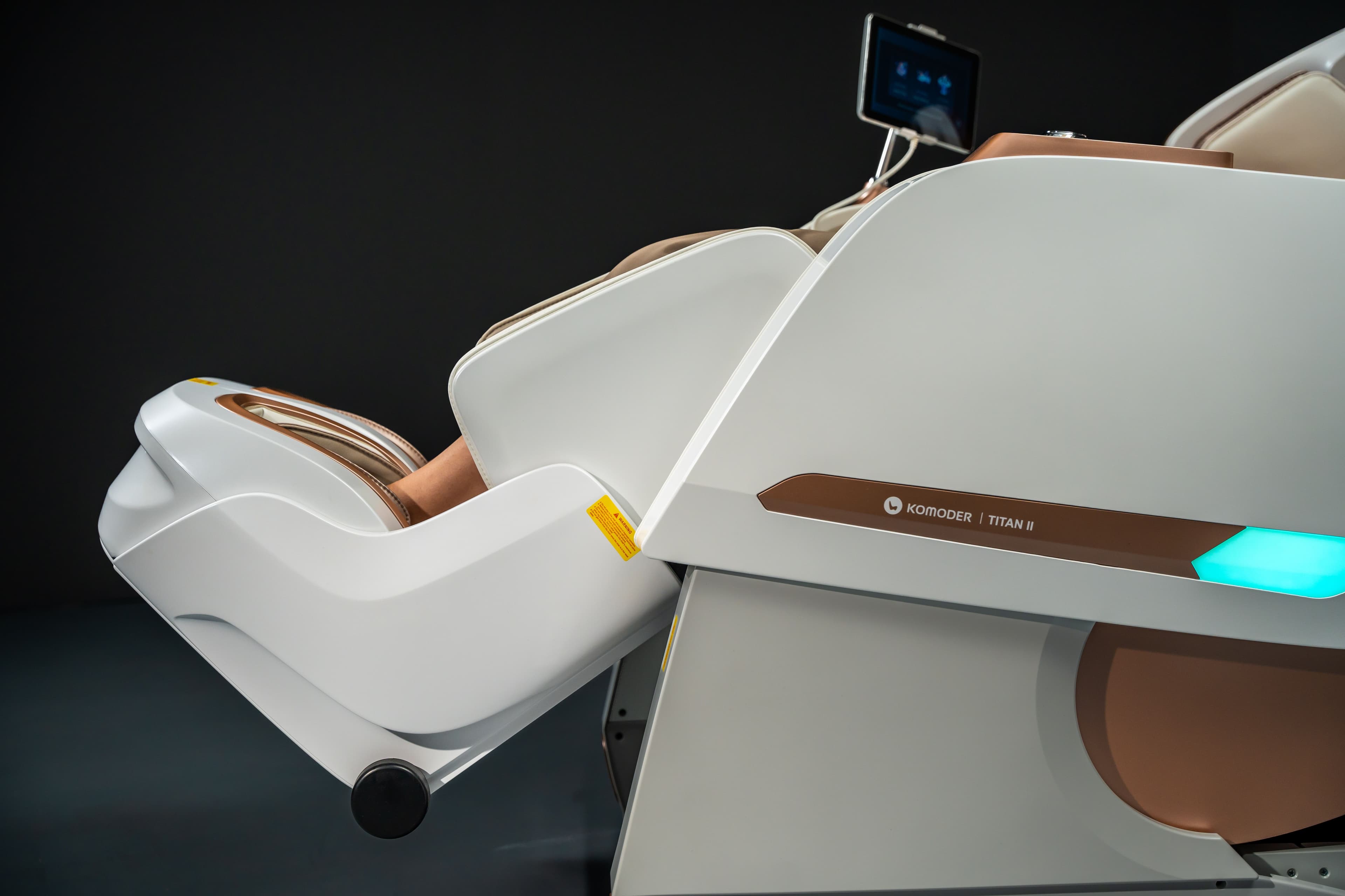 Automatic Extendable Footrest